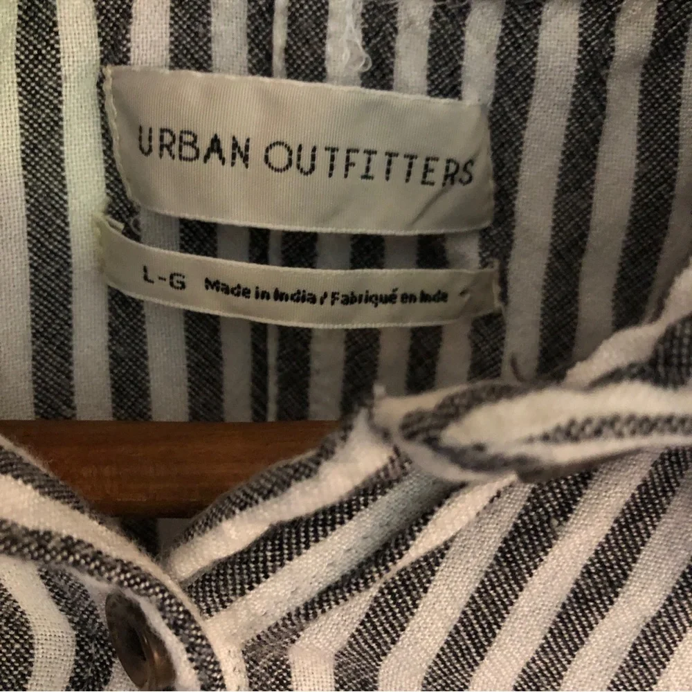 Urban Outfitters UO Oversized Grey Striped Button Down Lagenlook Nautical Shirt - Picture 12 of 13